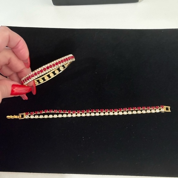 3 piece vintage Monet rhinestone cystal set - Picture 4 of 12